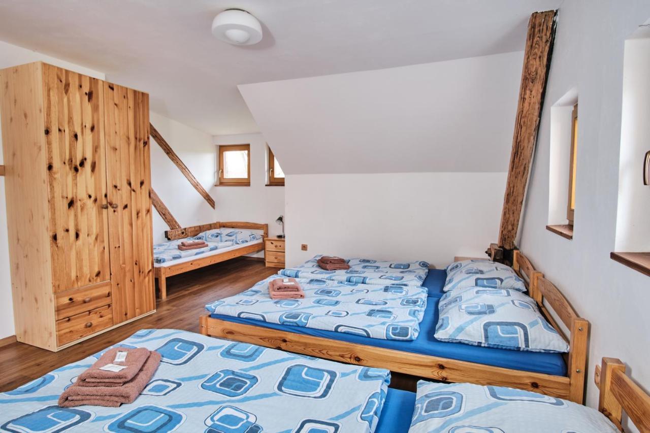 Strnadovsky Mlyn 호텔 Jesenice  외부 사진