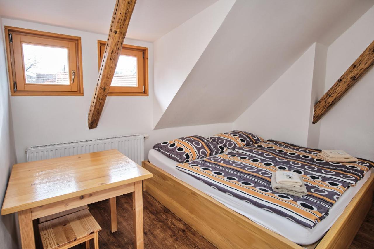 Strnadovsky Mlyn 호텔 Jesenice  외부 사진
